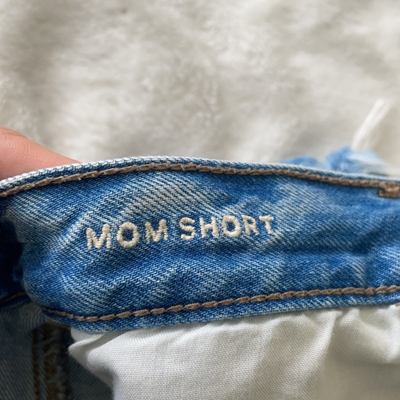 AE mom shorts - Picture 3 of 4